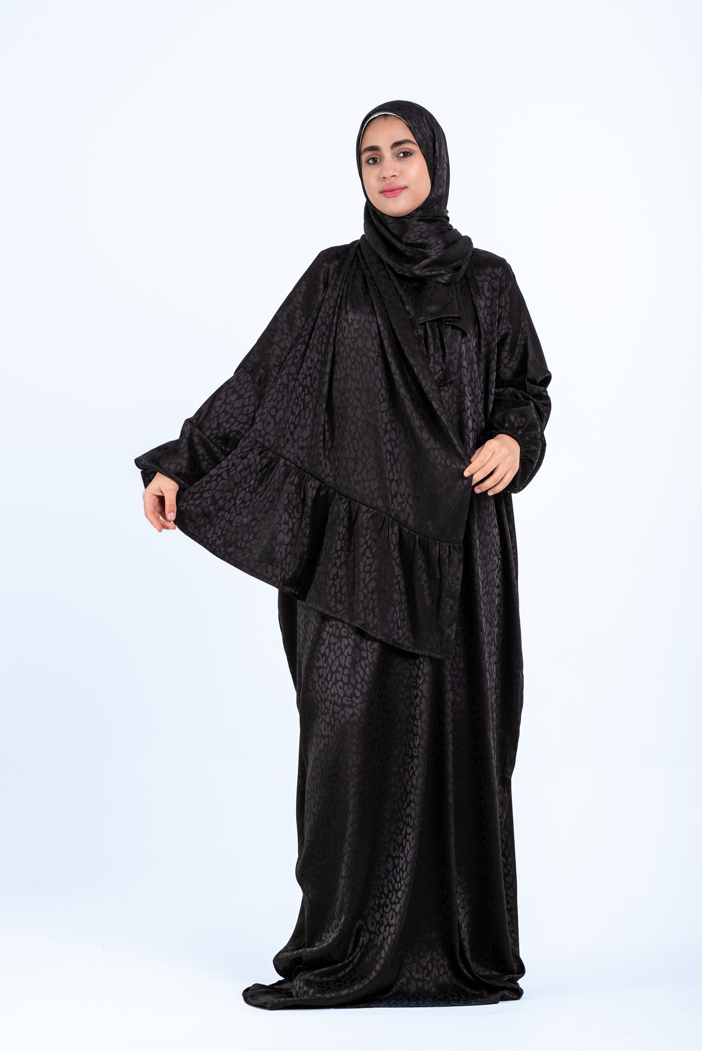 vivid noir jacquard satin esdal with bandana