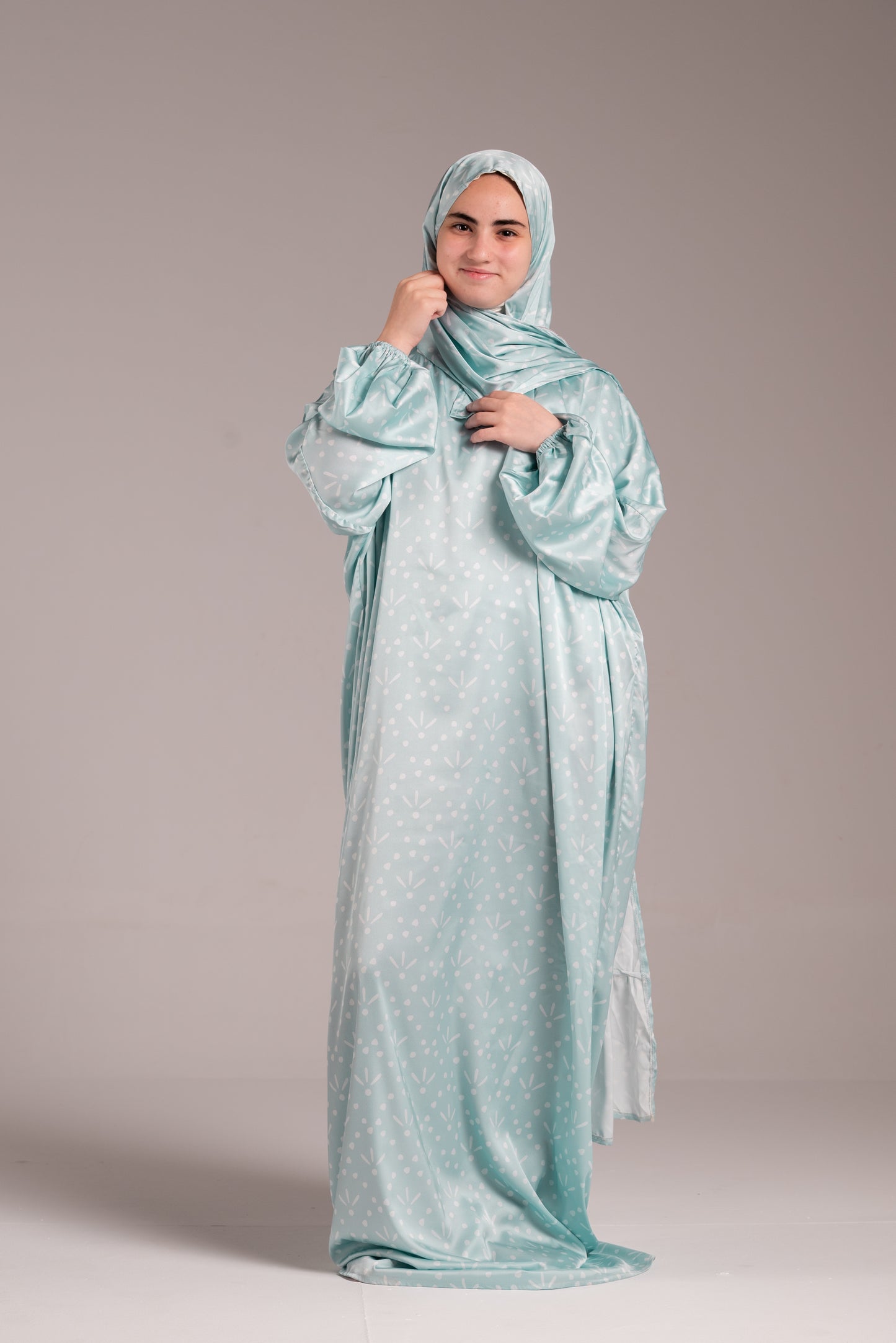 Mint soft satin esdal with bandana