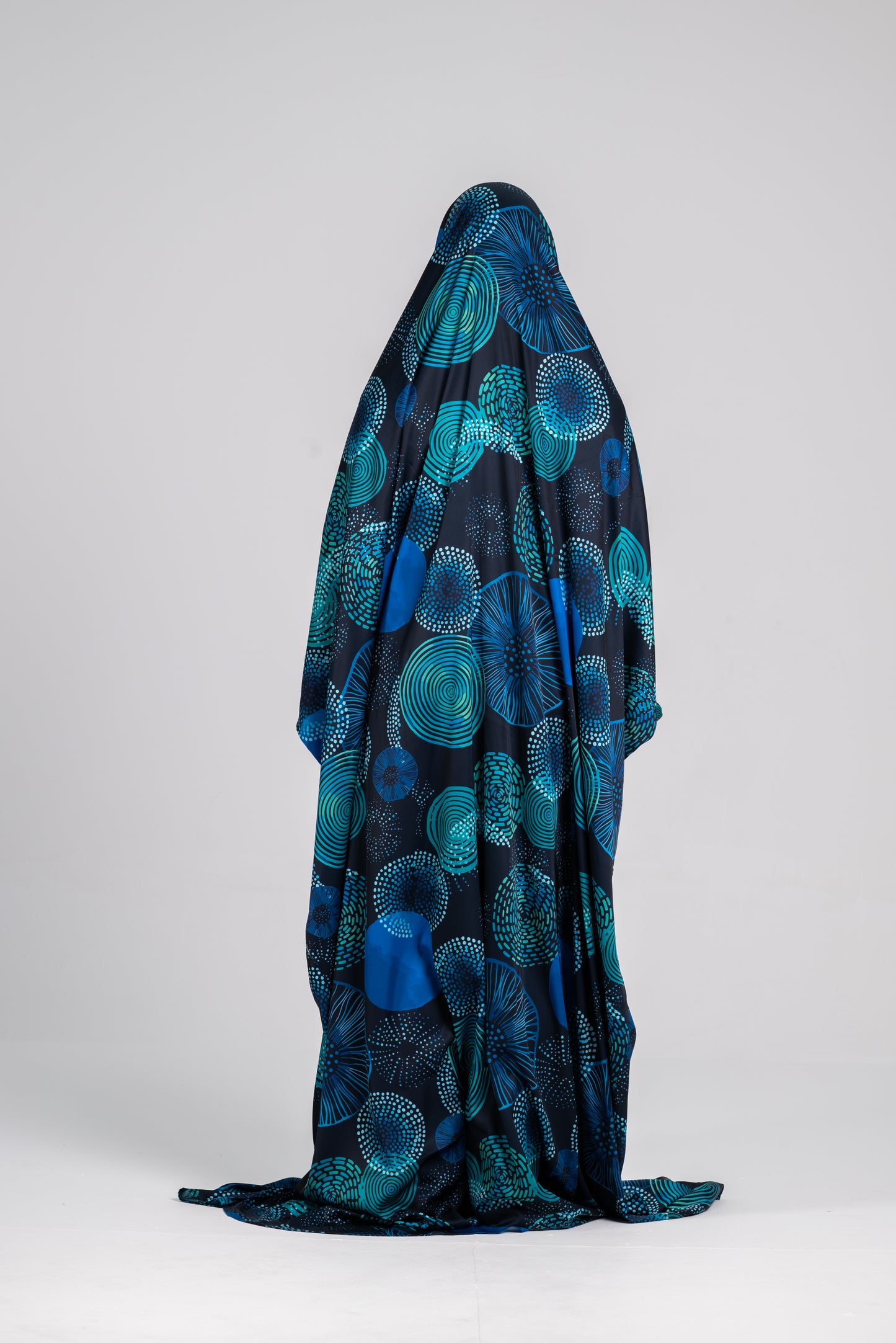 Midnight bloom printed soft satin Cap Esdal